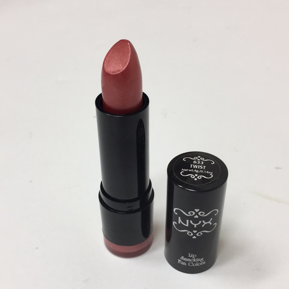 New NYX Round Lipstick in the shade “Twist”